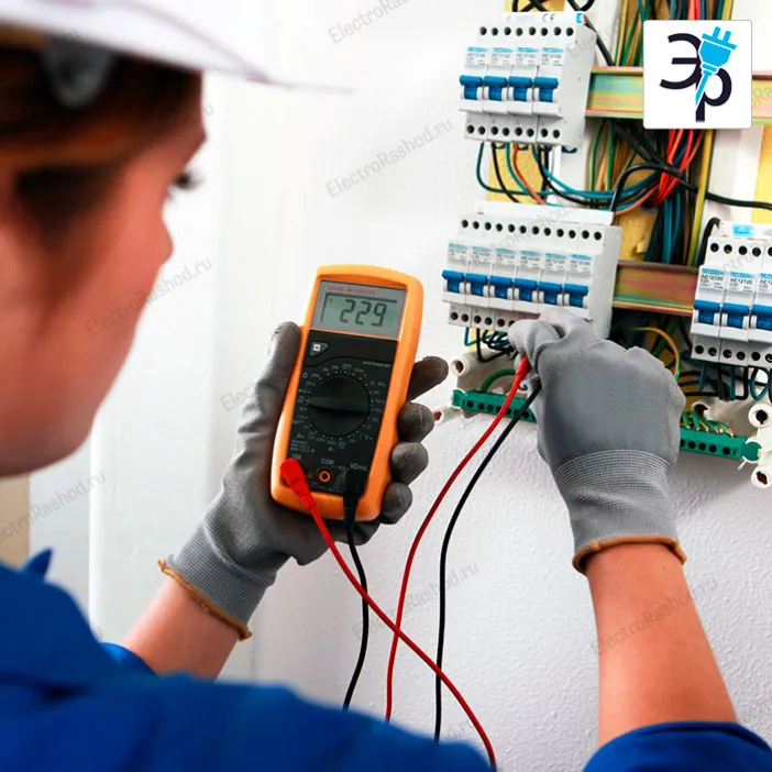 Customized electrical and control system solutions by LNL Qatar and Saudi Arabia, featuring IP-rated enclosures, automation panels, and hybrid power setups for industrial and infrastructure projects